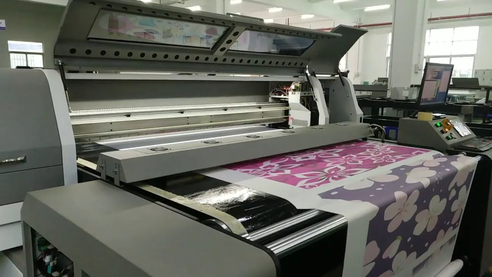 Мойка красильных машин текстиля при жёсткой воде