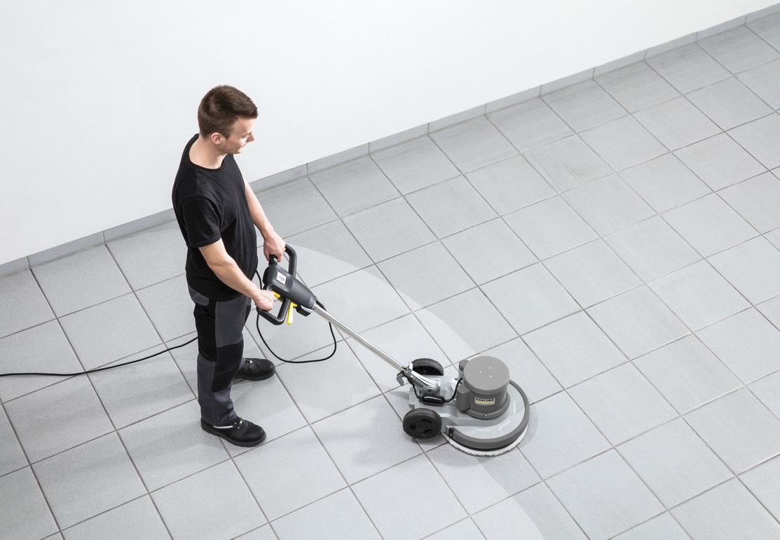 Очистка полов полотером